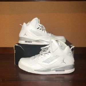 White Air Jordan Retro